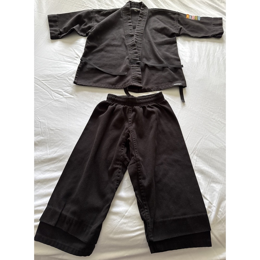 CENTURY Youth Tae Kwon Do, Karate, Judo, Uniform  Size 00 No Belt